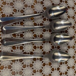 Set of 4 grapefruit spoons